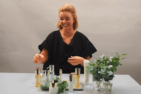 Spray på Eleni & Chris Hydrating Face Mist